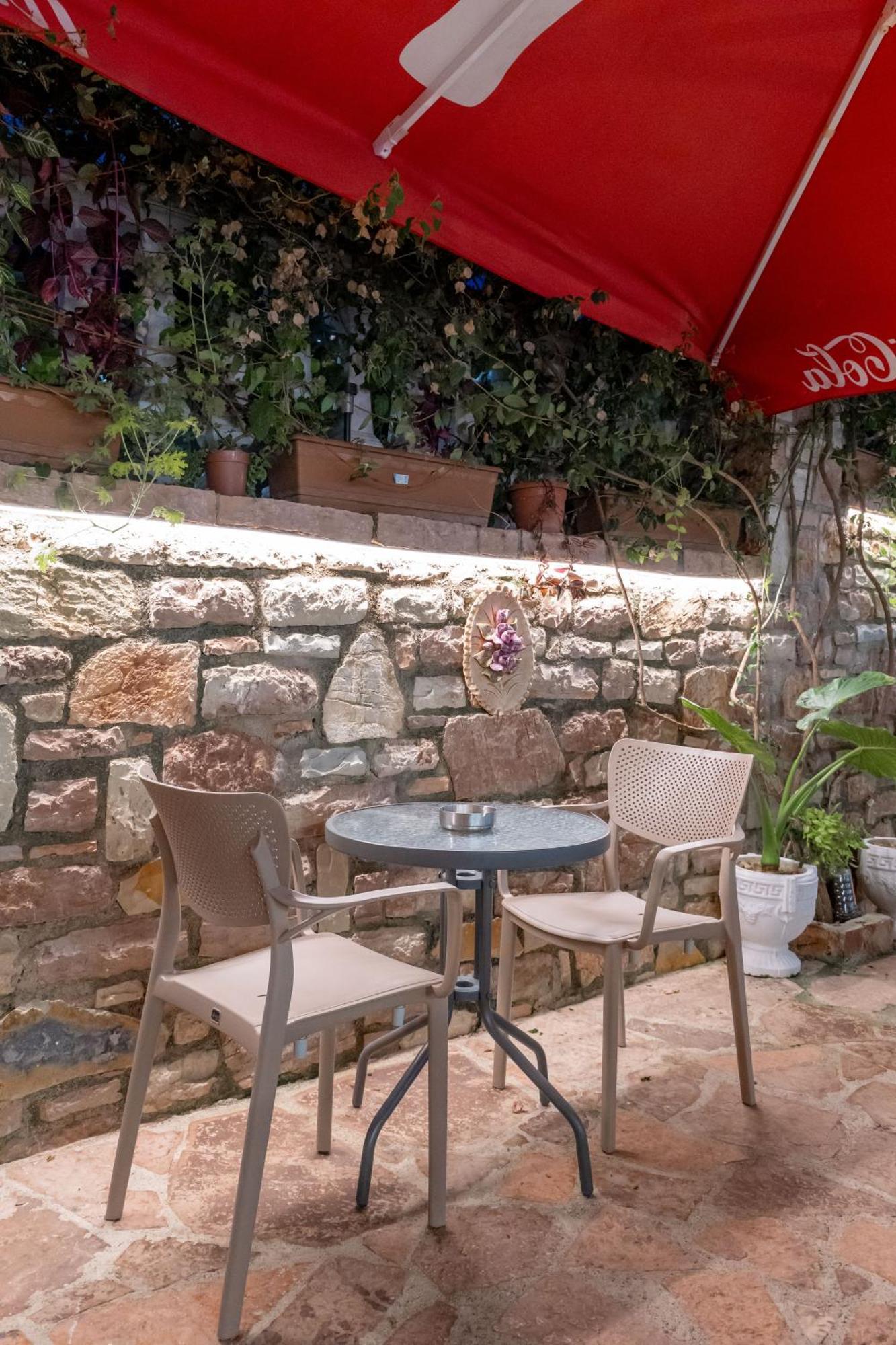 Hotel Elite Sarandë Exterior foto