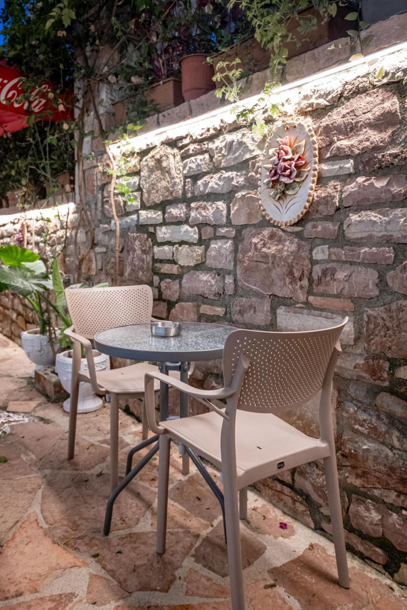 Hotel Elite Sarandë Exterior foto