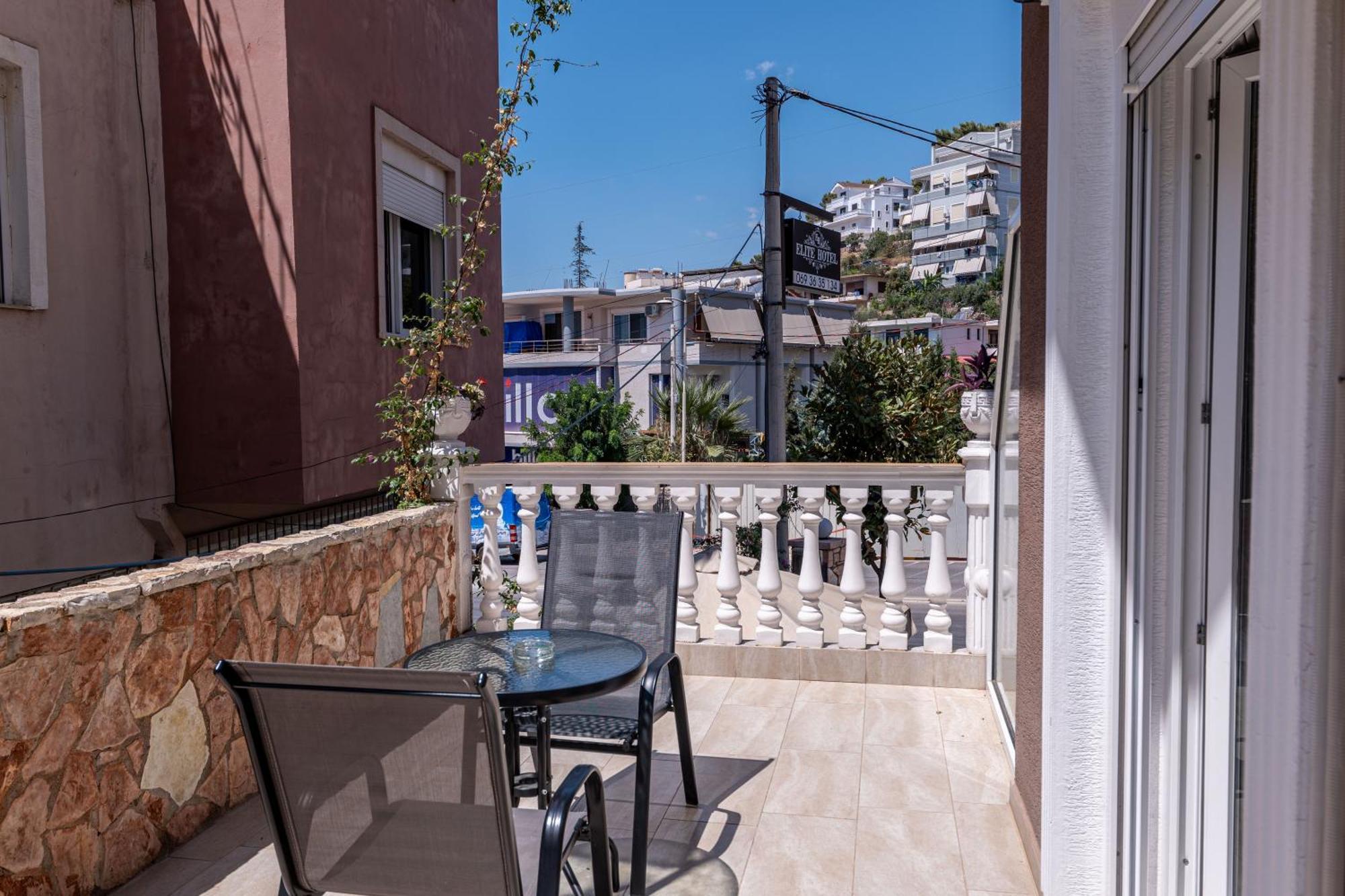 Hotel Elite Sarandë Exterior foto